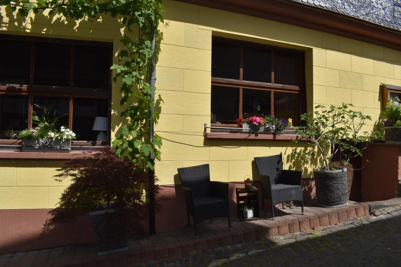 Landgasthof Zur Sonne Enkirch Exterior photo